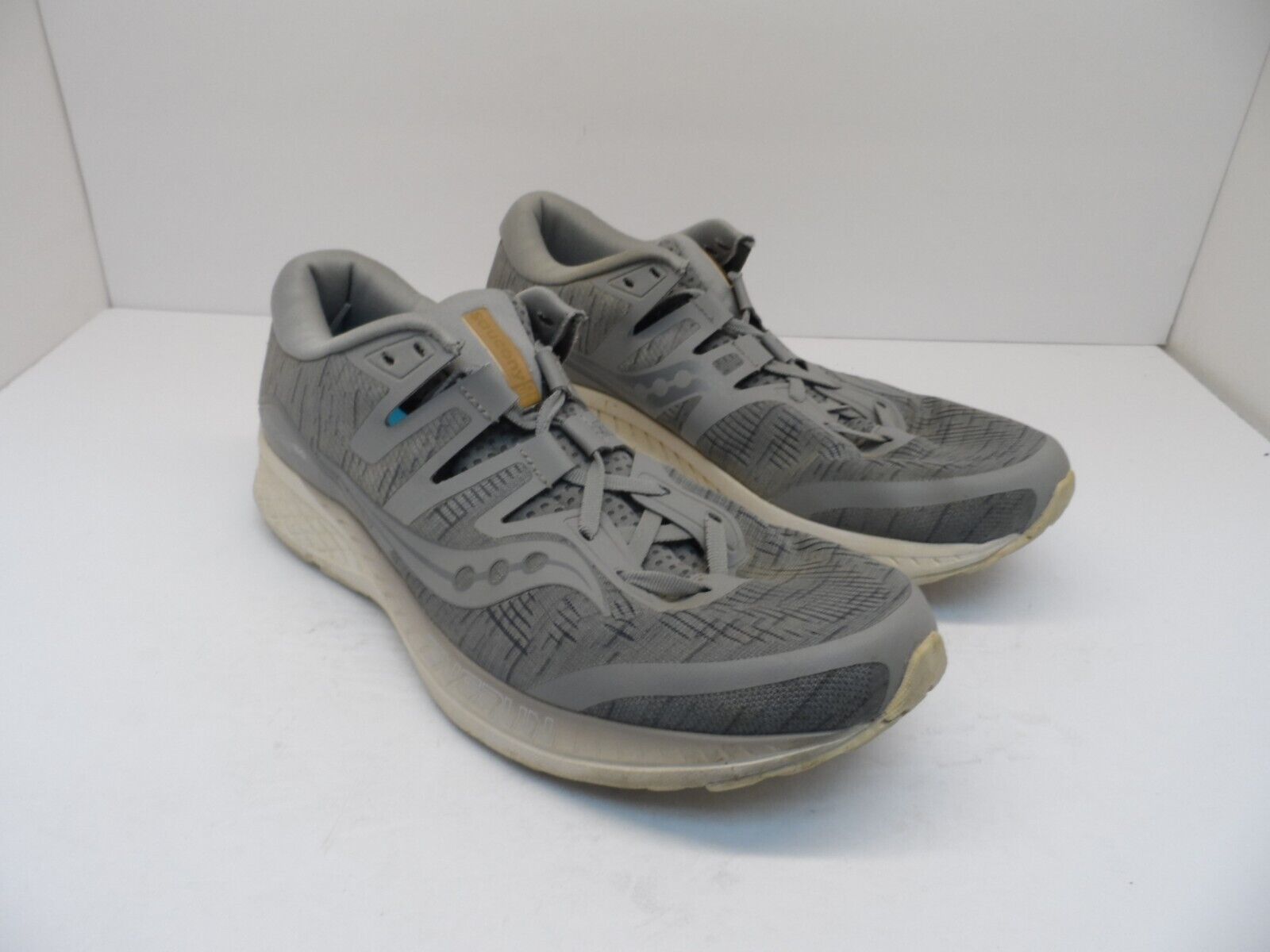 Saucony Men&#39;s S20144-41 Ride ISO Running Shoe Gray White Size 10M - $32.05