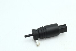 2004-2006 VOLKSWAGEN PHAETON FRONT WINDSHIELD WASHER SPRAY PUMP MOTOR H2102 image 3