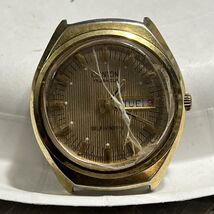 Vintage Clinton Watch Self Winding 17 Jewel Day Date Running Needs Crystal - $22.69 CAD