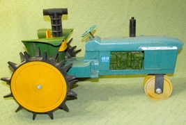 Vintage John Deere 4010 Traveling Lawn Sprinkler Diesel Tractor Cast Iron Green - £61.52 GBP