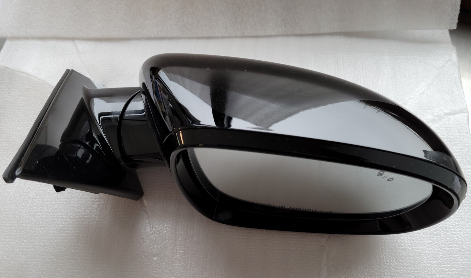 Black RH passenger side door mirror w/ BVM Camera. OEM for 2016+ Sorento... - $99.81