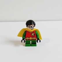 Lego ROBIN Short Legs Minifigure sh244 DC set 76062 - $17.92