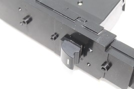 03-09 RANGE ROVER FRONT RIGHT PASSENGER SIDE WINDOW SWITCH E5811 image 5