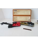 Tyco HO Scale Operating Santa Fe Crane Car &amp; Boom Tender Mtnce 932  Boxe... - $20.40 CAD