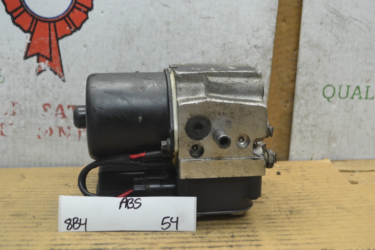 2003 Chevrolet Tahoe ABS Pump Control OEM 13451111 Module 54-8B4 - $86.57