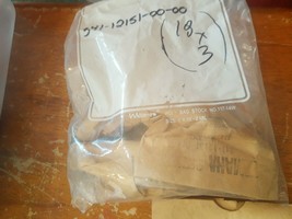 OEM NOS YAMAHA Rocker Arm Valve Arm TX750  311  # 341-12151-00 00 - $531.07 MXN
