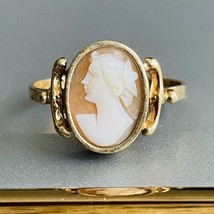 Estate 14k Gold Carved Shell Cameo Ring - £219.55 GBP