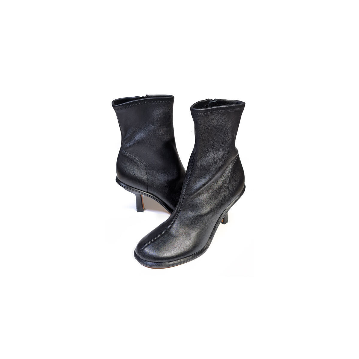Primary image for $450 VINCE Boots 10 Womens FREYA Black Leather Ankle Boots *EXCELLENT* sz 41