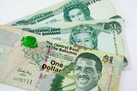 Three (3) Bahamas 1 Dollar Notes // 1996, 2002, 2008 Bills // XF-AU Cond... - $39.60