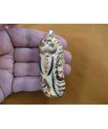 (j-wal-2) white brown Walrus + eagle aceh bovine bone carving PENDANT NE... - $493.03 MXN