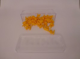1993 Risk Board Game Replacement Army Pieces -- Yellow -- 59 Army Pieces + Case  - $10.95