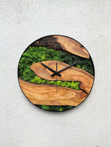 Green Epoxy Clock, Resin clock, Clock for office, Wall Clock, Wood Clock Decor - £959.22 GBP
