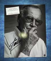 Stan Lee Hand Signed Autograph 11x14 Photo - £125.55 GBP