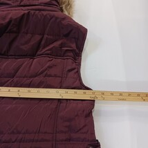 Maurices RN#51783 Girls/Women's Red Full Zip Removable Hoodie Vest Size Small  image 8