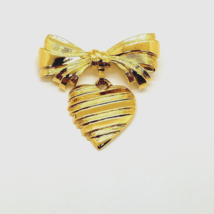 Avon I Love You Grandmother Brooch Heart Bow Pin Vintage 1 1/2&quot; Gold Tone - £7.76 GBP