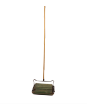 Antique Vtg 1920s Bissell Grand Rapids Manual Floor Sweeper Wood Handle Green - £102.83 GBP