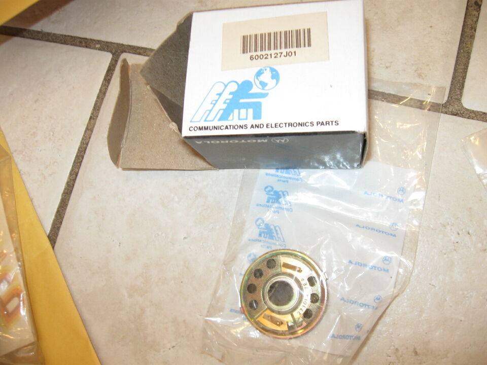 OEM NOS Original Motorola Radio Loudspeaker Speaker Miniature  # 50-0212... - $12.91