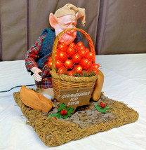 Grandeur Noel Strawberries for Santa - $39.48