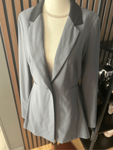 Venus y2k blazer gray low to high size 6 - $34.65