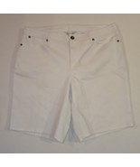 Christopher Banks Womans Shorts Size 12 White Average Shaped Fit 5 Pockets - $255.84 MXN