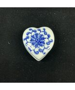Bombay Blue And White Ceramic Heart Shape Trinket Box With Lid - $222.55 MXN
