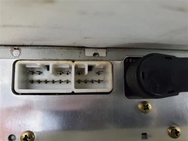 Audio Equipment Radio Receiver 1 Din Mount 4 Speaker Fits 95-97 AVALON 3... - $1,256.81 MXN