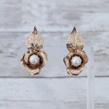 Vintage Clip On Earrings Large 1 &amp; 3/8&quot; Gold Tone Flower, Leaf &amp; Faux Pearl - $16.99