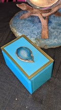 Blue Glass Trinket box with Gold Leaf Agate Slice.In EXCELLENT condition. - £15.98 GBP