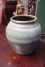 Nice green studio pottery marked &quot;HR&quot;, 5 1/2&quot; VESSEL - £43.42 GBP