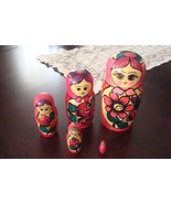 Russian nesting dolls, 5 pieces, principal doll  is 6 1/2&quot; original - €32,92 EUR