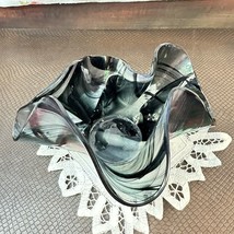 Black And Clear Handcrafted Handkerchief Iridescent Glass Bowl 6x8&quot; - £13.39 GBP