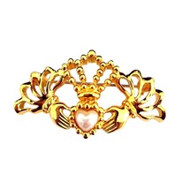 Avon Gold Tone Claddagh Brooch Pearl Heart Pin - £11.67 GBP