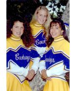 Cheerleaader Cowboys 3 Teen Girls Buddy Photo Cute/Dance 1980&#39;s Snapshot - €4,02 EUR