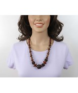 Wood and Lucite Brown Beaded Necklace - $463.85 MXN