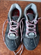 SKETCHERS Steel Toe Women&#39;s Athletic Work Shoe 6.5  Pink/Gray Memory Foam - £18.15 GBP