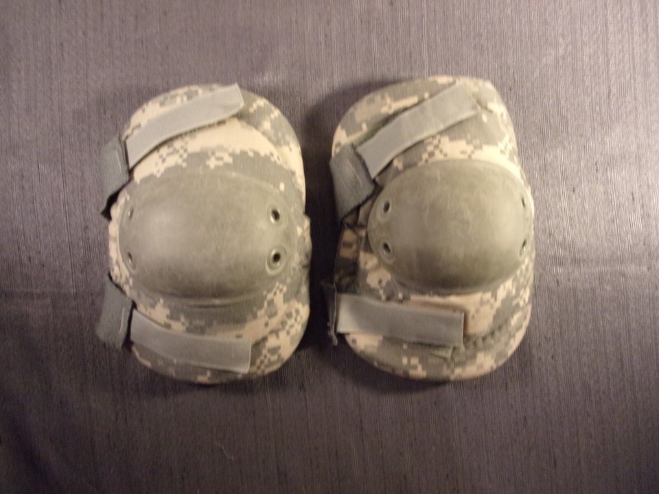 USGI U.S. MILITARY U.S. ARMY ACU CAMOUFLAGE TACTICAL ELBOW PADS EC 179 - $15.13