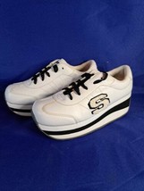 Skechers Somethin Else Platform Sneakers Y2K Women&#39;s Size 7 White Black - £65.81 GBP