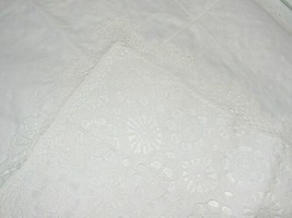 2 Doily/Doilies 18&quot;x26&quot; hand made Crochet Knitted 1990 brode lace Czechoslovakia - £7.17 GBP