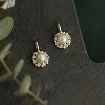 9ct Solid Gold Fairest Pearl Charm Pendant- zirconia diamond, flower, dainty, 9K - £65.47 GBP
