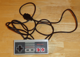 Nintendo NES-004 Controller / Control Pad for Vintage Video Game Console, TESTED - £7.93 GBP