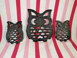 Kitsch Vintage 3pc Set of Black Cast Iron Owl Footed Trivet Hot Plate Set Taiwan - £10.31 GBP
