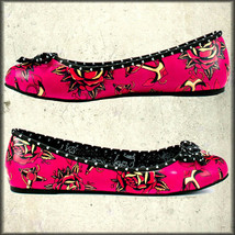 Iron Fist Love Me Anchors Tattoo Punk Goth Pinup Womens Slip On Flats Shoes Pink - £21.92 GBP