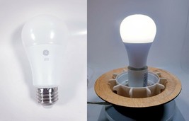 Lot De 5 GE LED Clair A19 Forme Ampoules Remplacement 9w / 60w Jour - $12.85