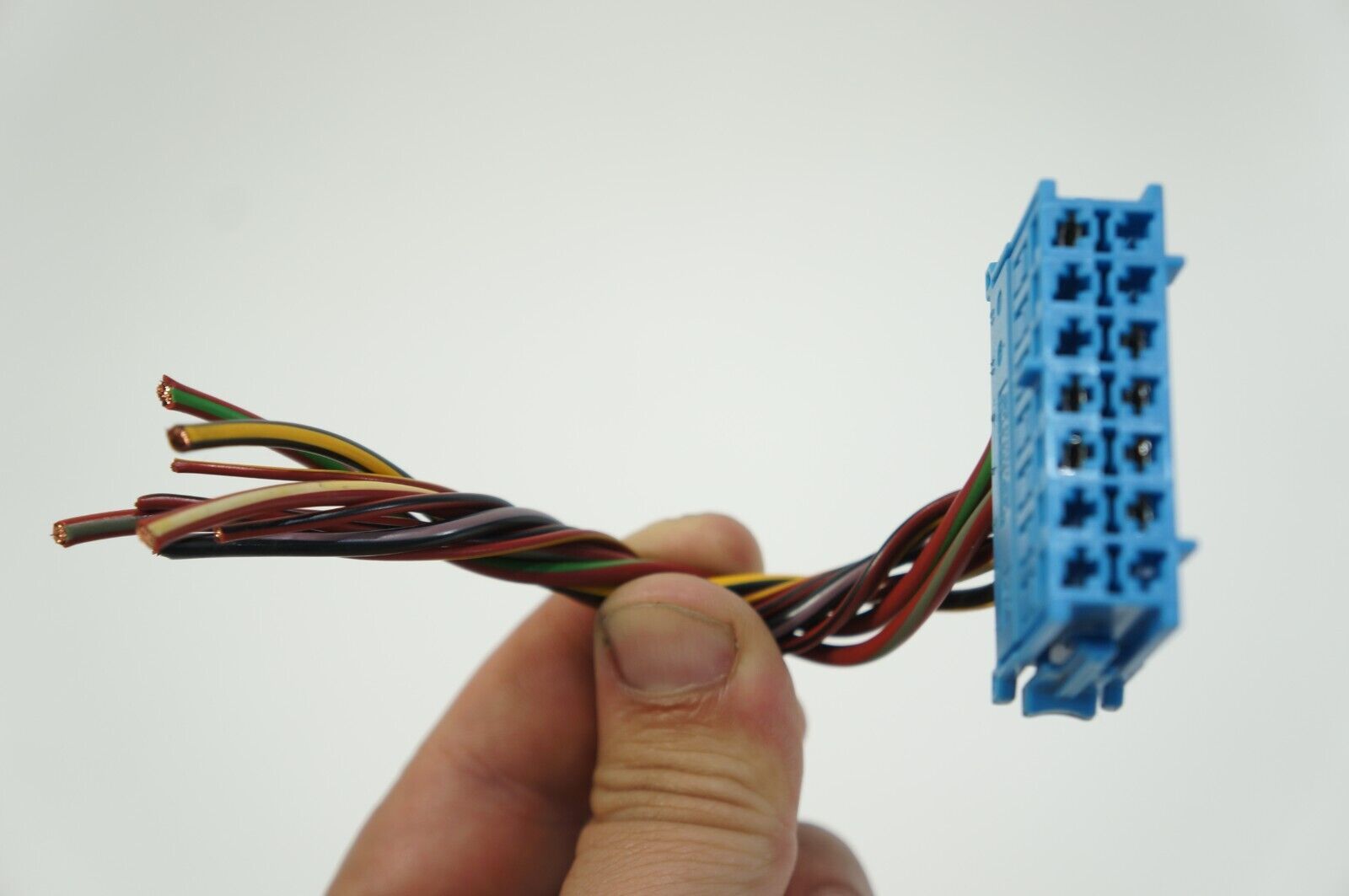 12-2014 mercedes c250 c300 REAR sam fuse box relay module BLUE plug conn... - $25.00