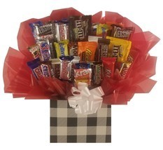 Buffalo Plaid Chocolate Candy Bouquet gift basket box - Great gift for B... - £48.06 GBP