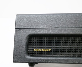 Crosley Voyager CR8017B-BB Portable Record Turntable image 5