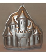 Rare Vintage 1998 Wilton Castle Aluminum Cake Pan 2105-2031 - $451.14 MXN