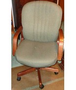 Vintage Oak Upholstered Rolling Swivel Office Chair – VGC – NICE VINTAGE... - $236.55 CAD