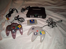 Nintendo 64 N64 System Console OEM Bundle Lot With  1 Game & 2 Controllers - $145.00