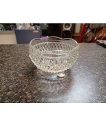 Vintage Indiana Glass Diamond Point Footed Clear Scalloped Edge Bowl - $846.56 MXN